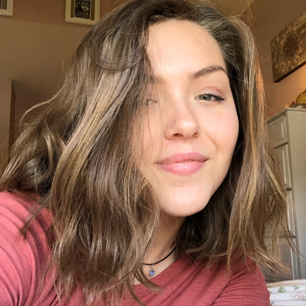 Meet your Posher, Clara